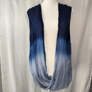 DNKY Size Medium Blue Ombre Sleeveless Top